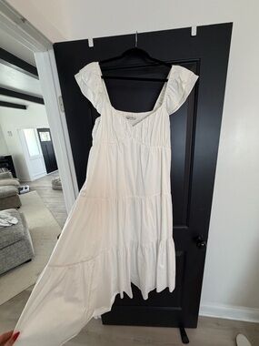 Abercrombie & Fitch White Smocked Bodice Maxi Dress
